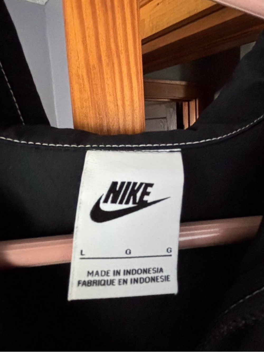 Nike Black Short-Sleeve Mini Dress with Zip - Picture 7 of 7